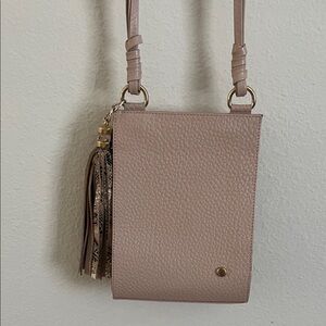 Elegant Beige pink leather  B brand Crossbody Bag